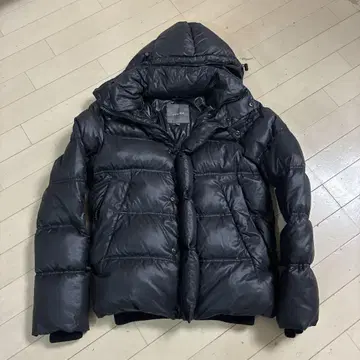 DUVETICA 블랙 다운 자켓 S