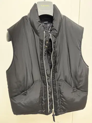 [ 가격 인하 ] 톰포드 TOM FORD 다운 베스트