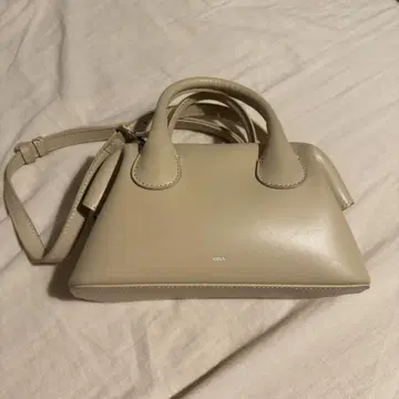 레어 새상품급 OSOI BOAT MINI 베이지