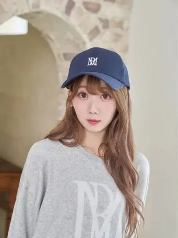 로제 뮤즈 네이비 캡