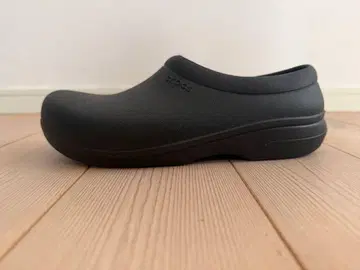 crocs 클로그 샌들 On The Clock LiteRide