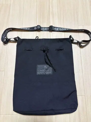 GREGORY 프릭스스토어 블랙 숄더백