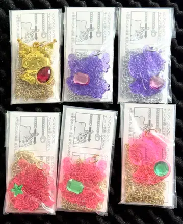 반짝반짝 펜던트 쿠로미 폼폼푸딩 키티 시나몬 6개 묶음 판매