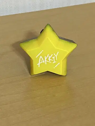 AMPTAKxCOLORS AKKI 링 라이트