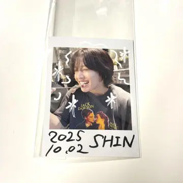 MADKID 폴라로이드 SHIN