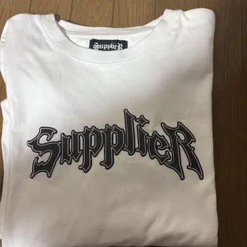 Supplier 화이트 트레이닝복