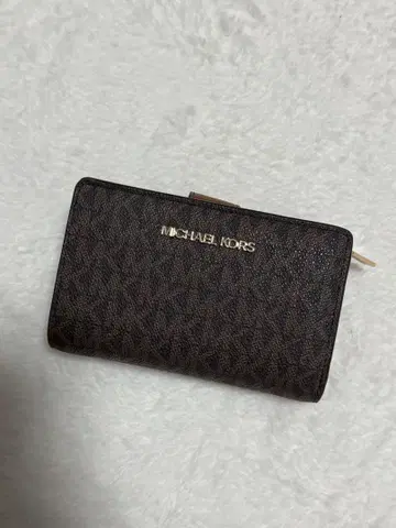 MICHAEL KORS 접이식 지갑 브라운