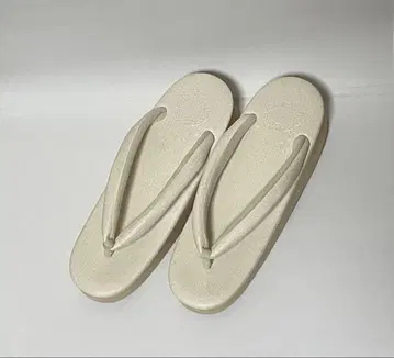 카렌 로쏘 카페 조리 아이보리 라메 세미 포멀 M 사이즈
