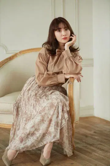 Herlipto Pleated Chiffon Long Skirt
