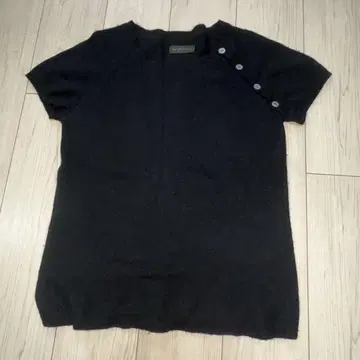 Zadig&Voltaire 캐시미어 100% 반팔 니트 어깨 버튼