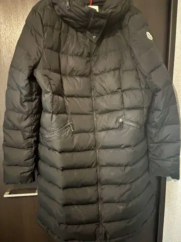 MONCLER 블랙 다운 자켓
