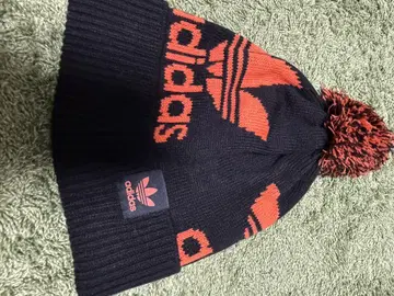 adidas 폼폼 포함 니트 모자 블랙 오렌지 M/L
