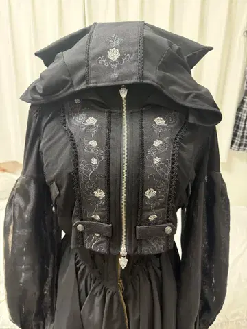 OZZONESTE 숏 자켓