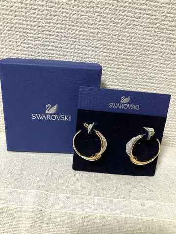 [ 컨디션 최상 ] 스와로브스키 골드 후프 귀걸이 정품 박스 포함