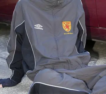 Umbro 그레이 나일론 자켓