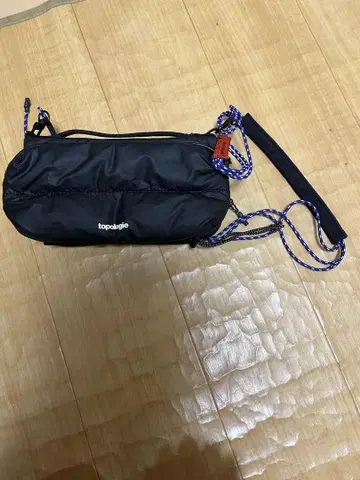 topologie 블랙 숄더백