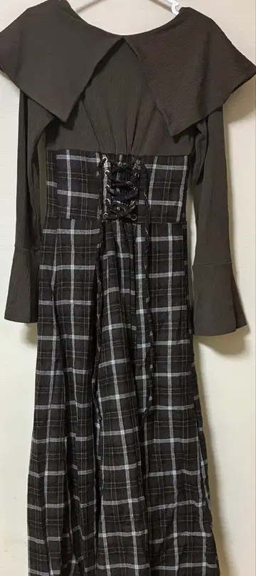 데이즐린 빅 칼라 코르셋 원피스 M 브라운
