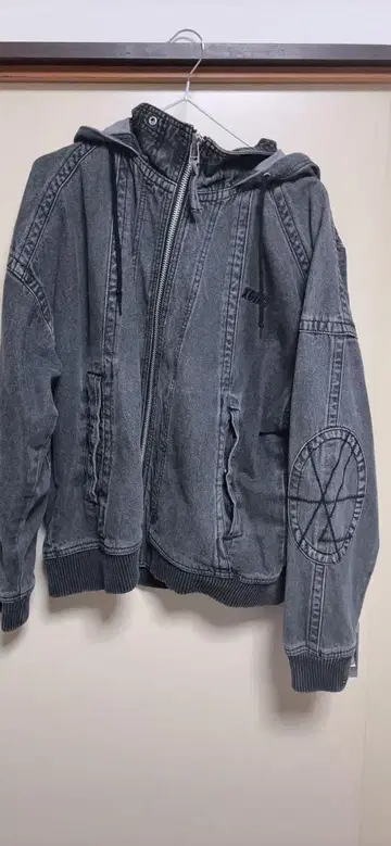 x-girl 후드 부착 데님 자켓 그레이