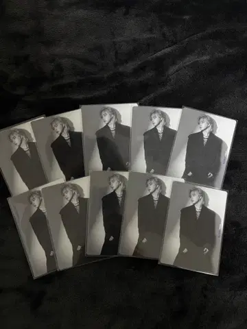 주논 트레이딩 카드 모음