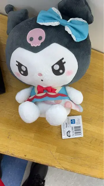 쿠로미 봉제 인형