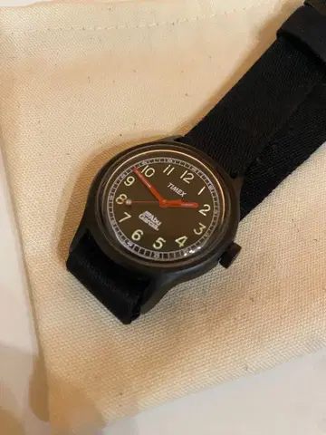 Abu Garcia Timex 손목시계 블랙