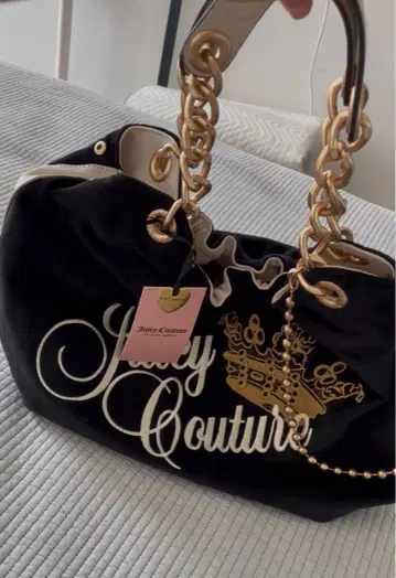 Juicy Couture 숄더백 블랙