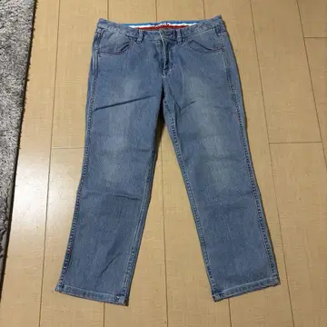 새상품급 Lacoste 스트레이트 데님 라이트 블루 42 라코스테 크롭