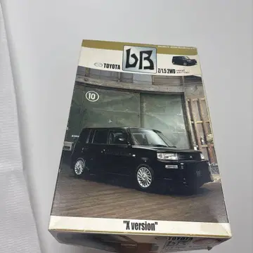 도요타 bB 프라모델