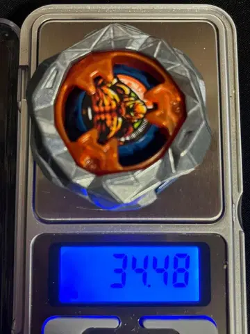 BEYBLADE X 골렘 락 중량 34.48g