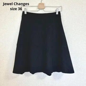 [주얼 체인지즈] 무릎 기장 스커트 울 혼방 깔끔한 걸리시 캐주얼 블랙