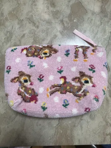 러브러리 미사용 새상품 츤츤밤비노 파우치 러브러리 페이