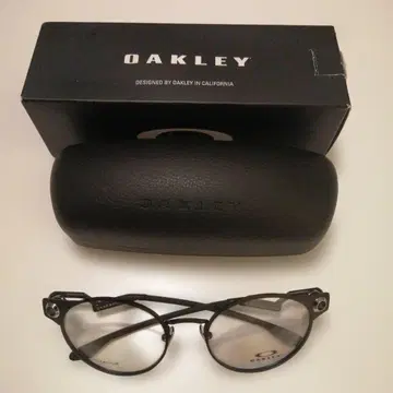 미사용 새상품!! OAKLEY DESDBLT 티타늄제 안경
