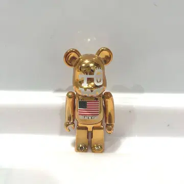 베어브릭 TOMMY HILFIGER 콜라보