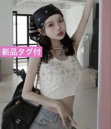 다리치 주얼리 리브 슬리브리스 상의 화이트