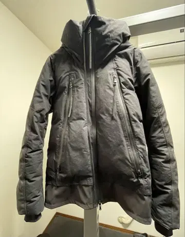 the viridi anne RIP VAN WINKLE 하이넥 다운