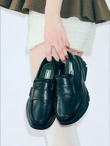완판템 [ Lily Brown x PUMA ] 로퍼 22.5cm