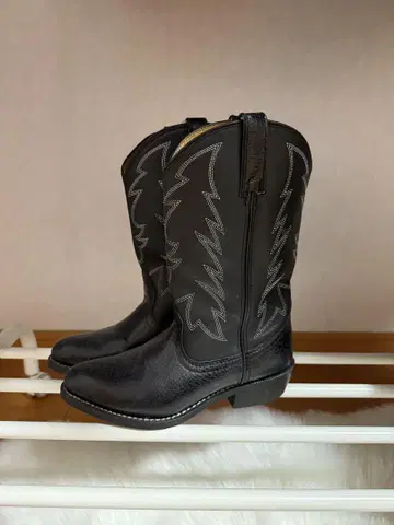 빈티지 웨스턴 부츠 스티치