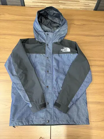 [ 새상품급 ] 마운틴 라이트 데님 자켓 THE NORTH FACE