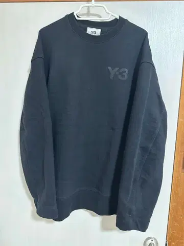 Y-3 블랙 맨투맨