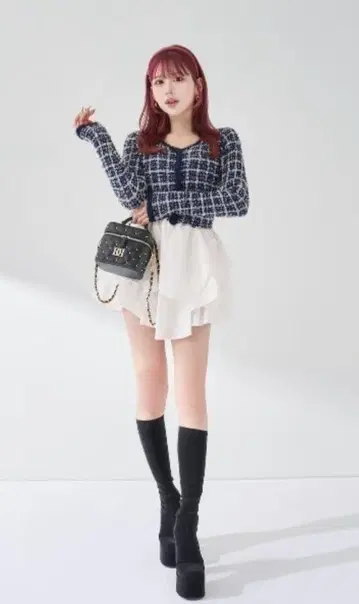체크 무늬 긴팔 티셔츠 원피스