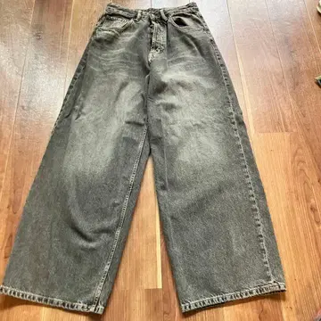 ZARA 엑스트라 배기 데님 블랙
