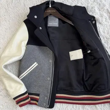 (택 포함 새상품급) 저널 스탠다드 바시티 자켓 소매 가죽 후드 카우