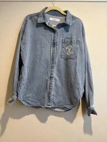 herlipto Emblem Logo Denim Shirt Jacket