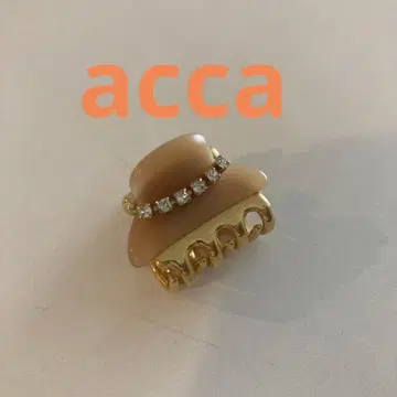 acca 베이지 헤어 클립 스톤 포함