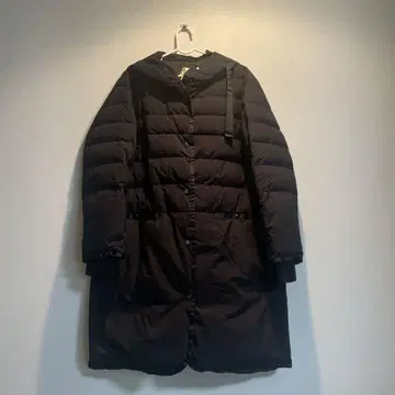 DoCLASSE 두클라쎄 다운 코트 리브 소매 블랙 클리닝 완료