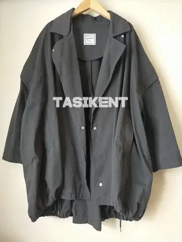 새상품급 TASIKENT 오버 사이즈 자켓 디자인성 있는 블루종 흑먹색