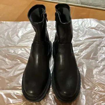 한 번 사용 지유 울트라 스트레치 볼륨 밑창 숏부츠 M