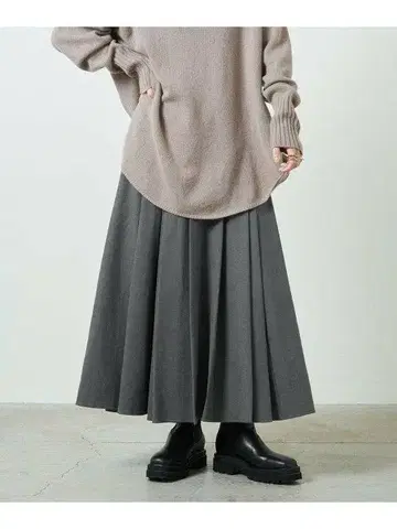 marw UNITED ARROWS 워셔블 랜덤 턱 롱 스커트 그레이