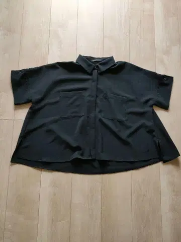 BANYARD STORM 반팔 블라우스 블랙