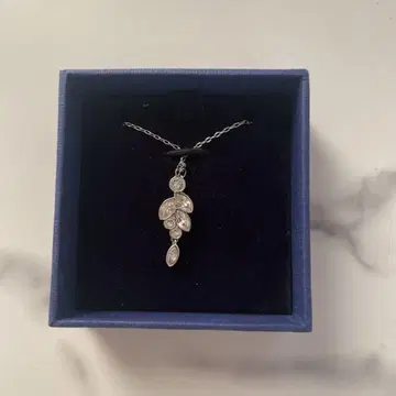 SWAROVSKI 스와로브스키 목걸이 diapason